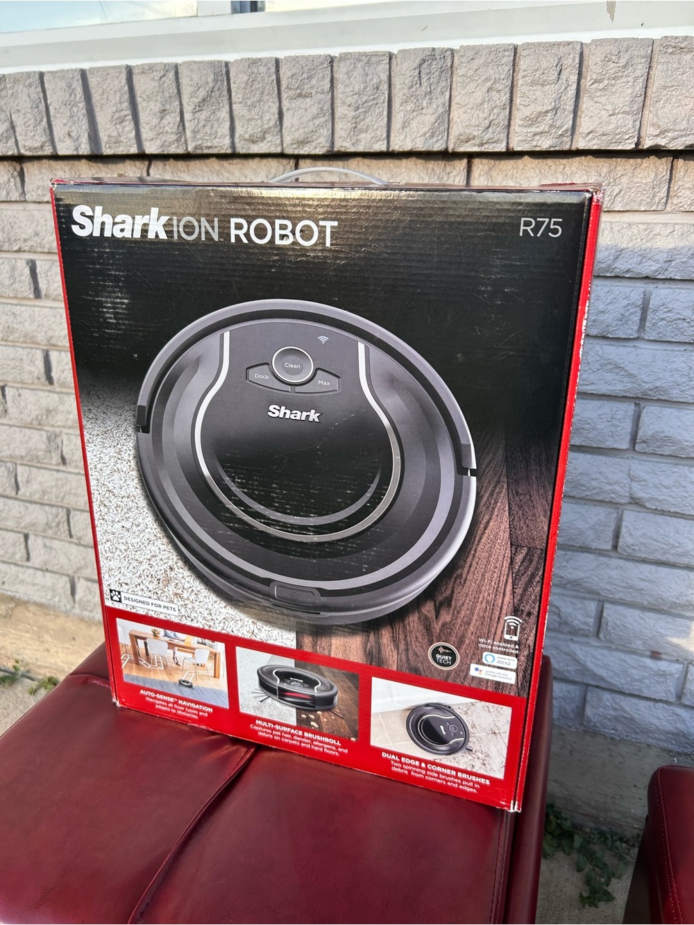 Shark ION Robot R75 Robotic Vacuum - Black